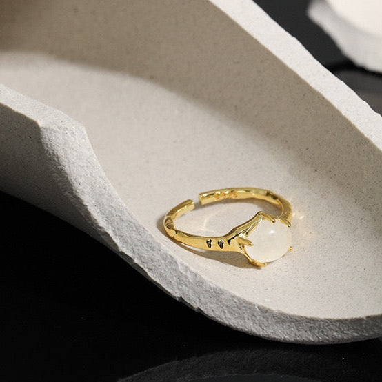 Frosted Glow Ring