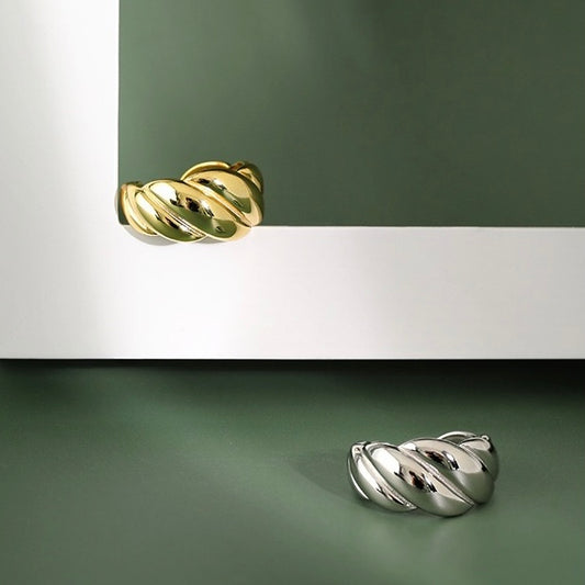 Dome Croissant Ring
